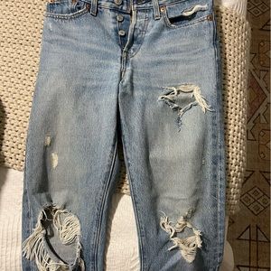 Levi straight leg distressed jeans